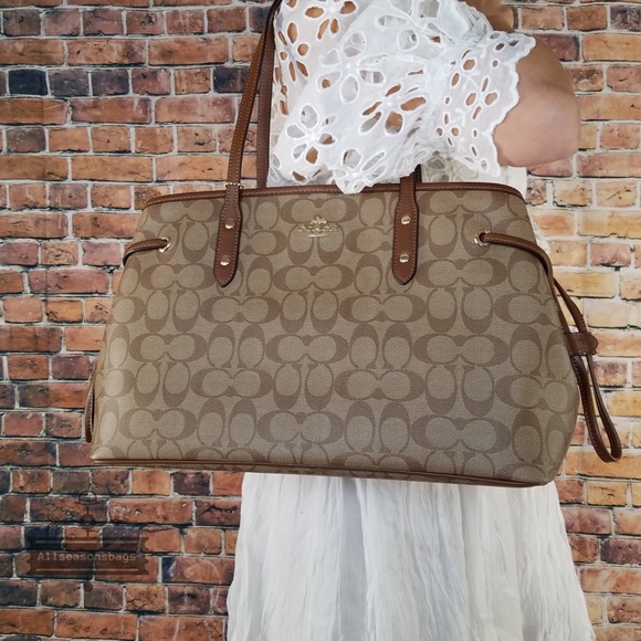 Coach signature PVC drawstring khaki brown tote - Picture 4 of 8